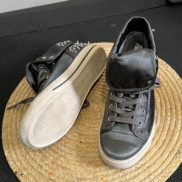 Aldo Silver Spikes Studs Satin High Top Canvas Sneakers Size 6 - Picture 3 of 12